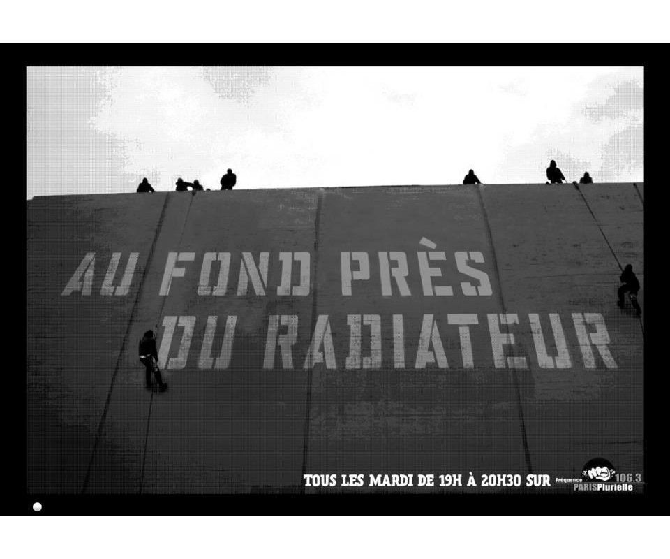 Au fond près du radiateur